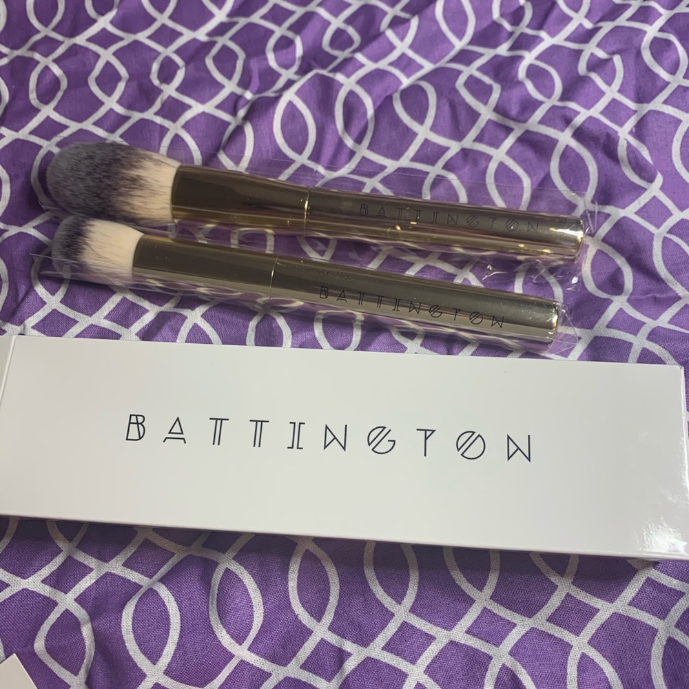 Powder and Contour Brush Set